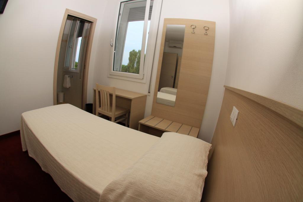 Park Hotel Italia Tezze sul Brenta Pokoj fotografie